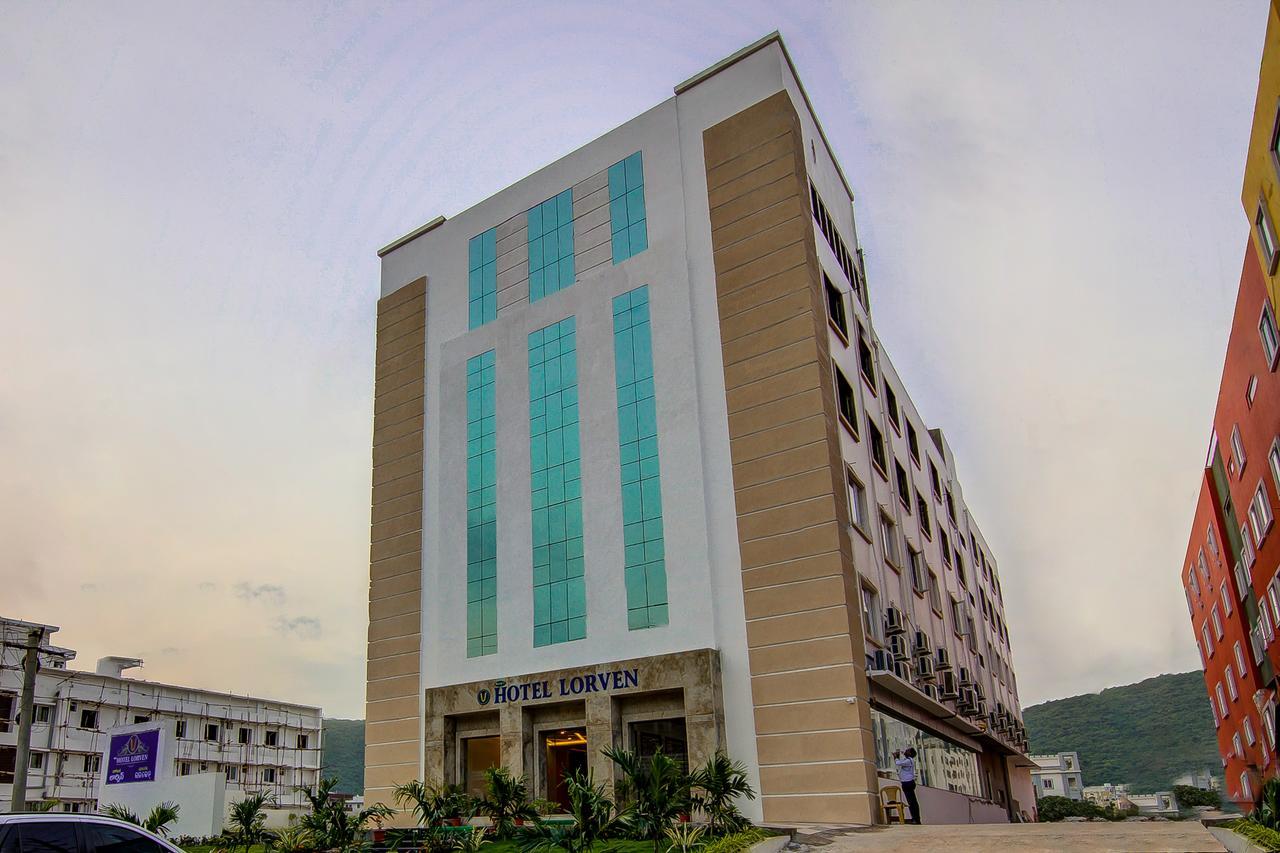 Capital O 16971 Hotel Lorven Visakhapatnam Exteriör bild